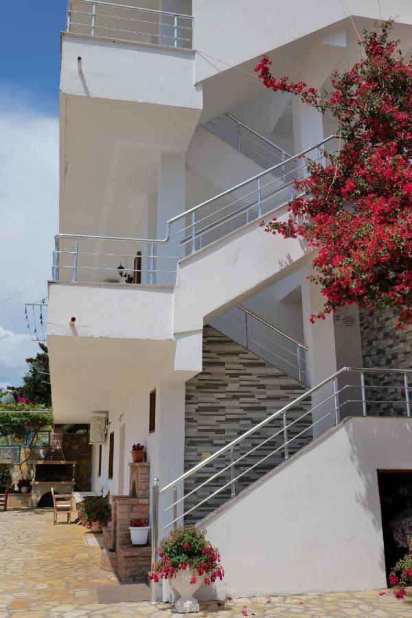 Vila Genci Ksamil Exteriör bild